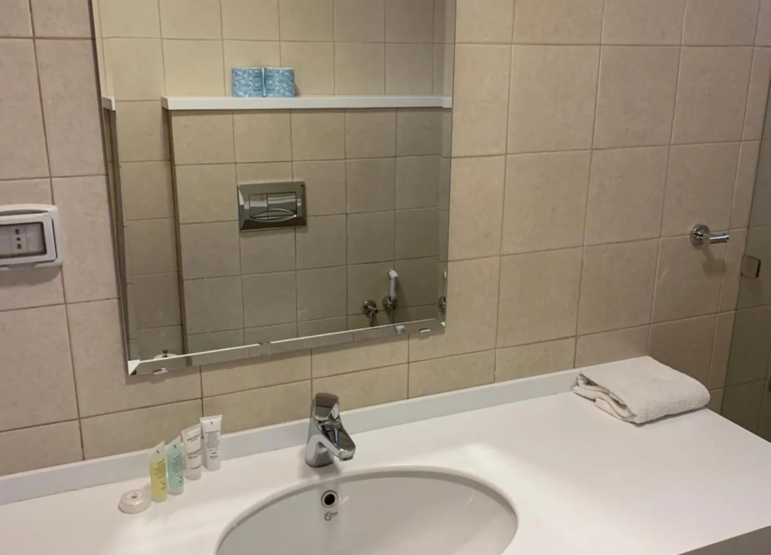 מלון עקבה Rose Beach Chalet ירדן