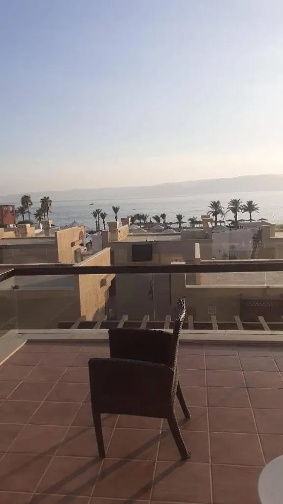 מלון עקבה Rose Beach Chalet